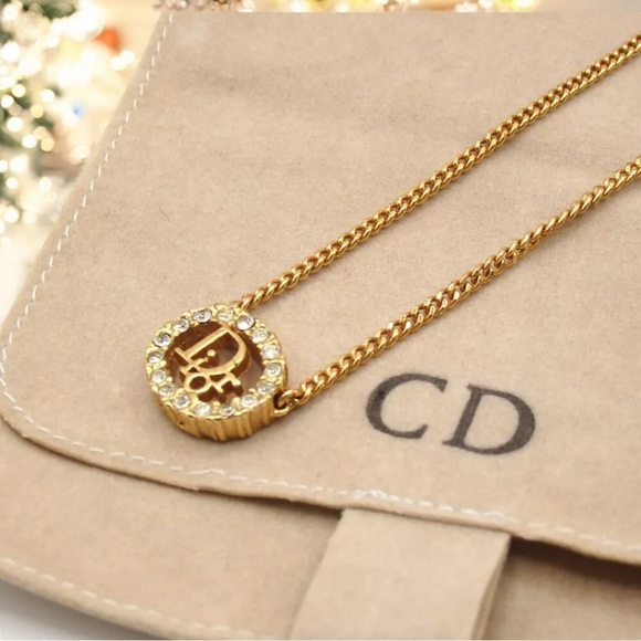 DIOR Signature Necklace 😍🔥 - Picture 1 of 9